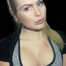 ZoraLee (30 jaar  ) uit Antwerpen