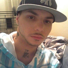 Fernandoo (36 jaar  ) uit Groningen