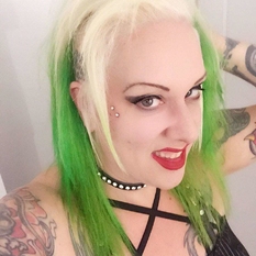 Parsto (43 jaar  ) uit Noord-Brabant