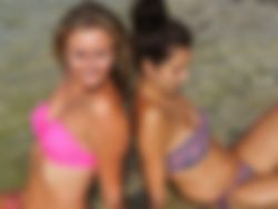 Mrs. Sandra zeer mooie strenge domina en Mrs. Valerie volslanke Belgische domina.Voor kinky spelletjes en sm. Anaal bij jou (met toys, vingers of vuist (fisting)SpankingBondageMasturbatie onder toezichtKaarsvetTepeltortureFacesittingBoot woreshippingFoot woreshippingSounds voor deKelder v opsluiting aanw