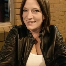 Coerlie (42 jaar  ) uit Limburg