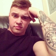 Barend (28 jaar  ) uit Limburg