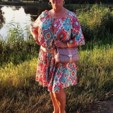 Nasientje (56 jaar  ) uit Noord-Brabant