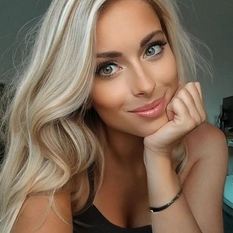 Yinnidia (24 jaar  ) uit Noord-Brabant