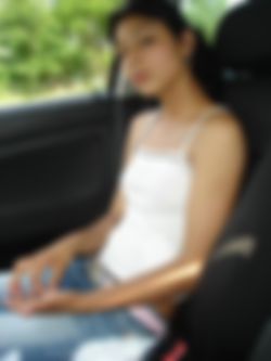 Stevige meid met grote borsten zoekt