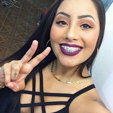 Mariy (27 jaar  ) uit Overijssel