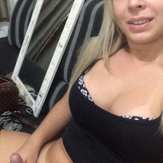 Cadice (36 jaar  ) uit Limburg