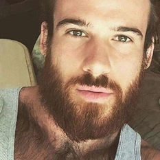 Voral (41 jaar  ) uit Vlaams-brabant