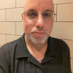 KaalLangLekker (52 jaar  ) uit Noord-Holland