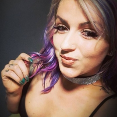 Ilyan (32 jaar  ) uit Utrecht