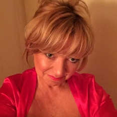 Laurien (53 jaar  ) uit Waals-Brabant