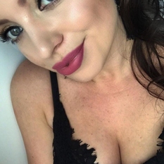 Grandpasgirl (32 jaar  ) uit Vlaams-brabant