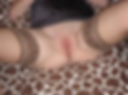 lekkere meid met heerlijk grote borsten is aan een verzetje toe. ben alleen maar druk geweest met mijn studie en ben nu geslaagd. dus tijd voor een feestje. ik zoek een lekkere vent die met mij mee wilt feesten en die het lekker vind om met mijn heerlijke grote borsten te spelen en mijn poesje wilt gaan likken.