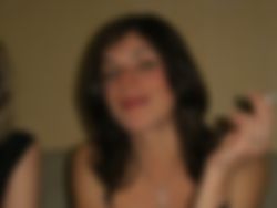 Als je zin hebt in een opwindende date, waarbij je ongeremd kan genieten dan moet je mij hebben. Ik ben een lekkere, geile Hollandse meid barbera van 22 jaar uit Dordrecht.