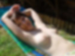 hoi ben je opzoek naar een lekkere ontspanning of wil je je geile fantasie laten uitkomen. neem contact op alles is bespreekbaar tegen een redelijke prijs. Ik ben in voor de volgende handelingen: Escort, Dinner date, Trio (MMV), Trio (MVV), Pijpen met condoom, Erotische Massage, Grieks (anaal), Russisch (tussen de borsten),