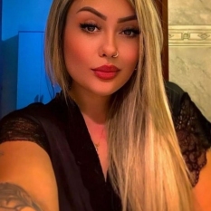 Annemmarie (18 jaar  ) uit Limburg