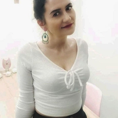 Vlauchi (25 jaar  ) uit Noord-Holland