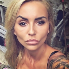 Evacute (37 jaar  ) uit Het Brussels Hoofdst