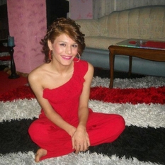 RedNora (27 jaar  ) uit Vlaams-brabant