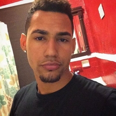 Johnandfriend (30 jaar  ) uit Gelderland