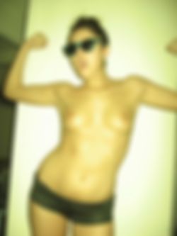 HOTTTTTTTT ( 100% echte foto's) tussen 10 uur – 22 uur vanaf 50 euro