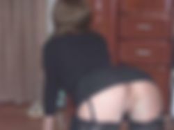 Geile nieuwe meid ontvangt thuis Privehotgirl Maasmechelen