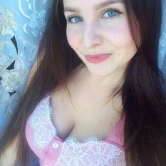 Mientjeuh (25 jaar  ) uit Limburg