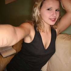 Veroniquenu (25 jaar  ) uit Zuid-Holland