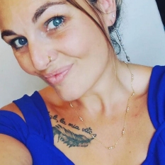 Vango (41 jaar  ) uit Gelderland