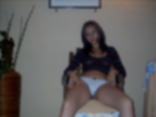 blonde geile stoot heeft zin in 2 de man erbij