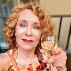 Anwil (58 jaar  ) uit Noord-Brabant