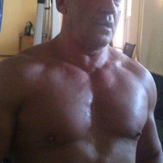 Bjornie (67 jaar  ) uit Gelderland