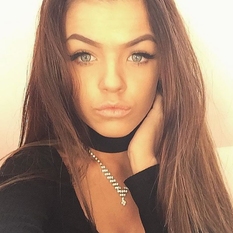 Joska (23 jaar  ) uit West-vlaanderen