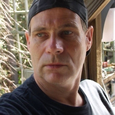 Zonliefhebber (65 jaar  ) uit Groningen