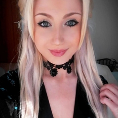 Feeke (28 jaar  ) uit Utrecht