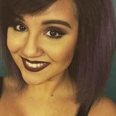 Corina (27 jaar  ) uit Noord-Holland