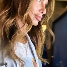 Serieuze (23 jaar  ) uit Gelderland