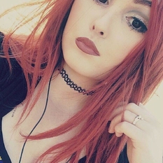 LillyBigTits (24 jaar  ) uit West-vlaanderen