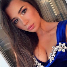 Carambas (24 jaar  ) uit Vlaams-Limburg