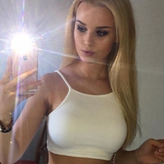 Student_Eva (22 jaar  ) uit Oost-vlaanderen