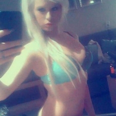 simone431 (27 jaar  ) uit Noord-Holland