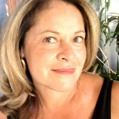 Bruisje (61 jaar  ) uit Zuid-Holland