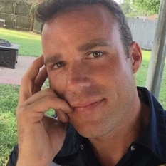 Kingso (49 jaar  ) uit Vlaams-Limburg