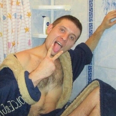 RonnyOraal (46 jaar  ) uit Waals-Brabant