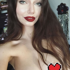 Dymen (27 jaar  ) uit Noord-Brabant