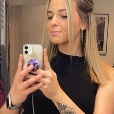 Paxxien (23 jaar  ) uit Zuid-Holland