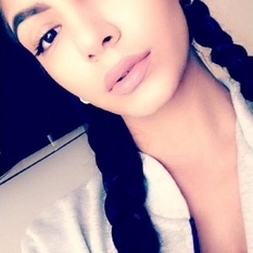 Vee (25 jaar  ) uit Antwerpen