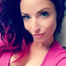 Yoloo (40 jaar  ) uit West-vlaanderen