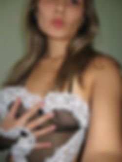 Relax-massage,op afspraak,met Veronique 1 h. 100,met jacuzzi,met sauna