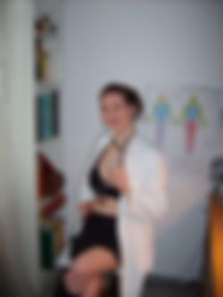 STRAP-ON LOVER{niet fake aub}tot 70 jaar